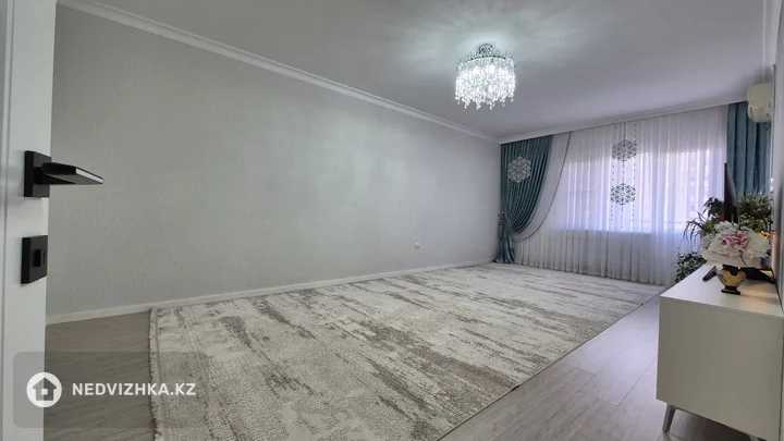 3-комнатная квартира, этаж 10 из 16, 96 м², фотография 5