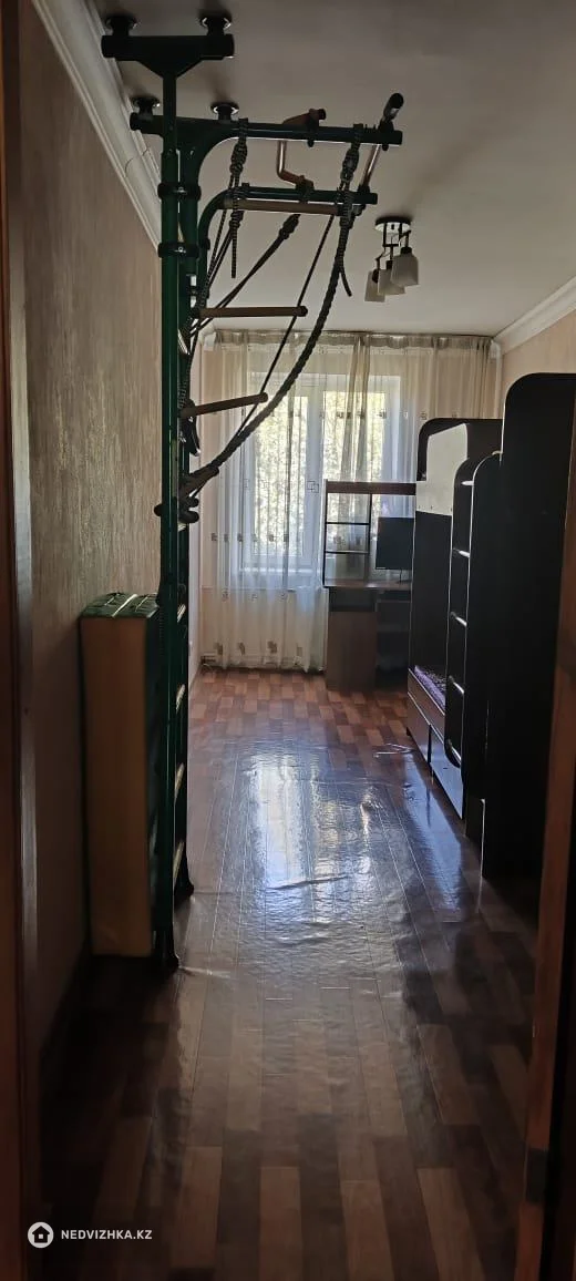 3-комнатная квартира, этаж 3 из 4, 56 м², фотография 2