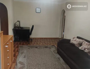 3-комнатная квартира, этаж 3 из 4, 56 м², миниатюра 7