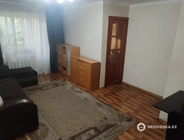 3-комнатная квартира, этаж 3 из 4, 56 м², миниатюра 8