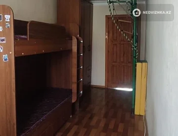 3-комнатная квартира, этаж 3 из 4, 56 м², миниатюра 9
