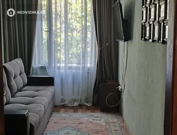 3-комнатная квартира, этаж 3 из 4, 56 м², миниатюра 10