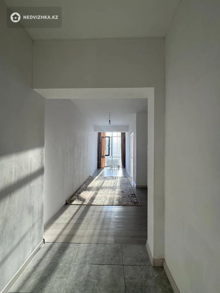 2-комнатная квартира, этаж 4 из 13, 47 м², фотография 5