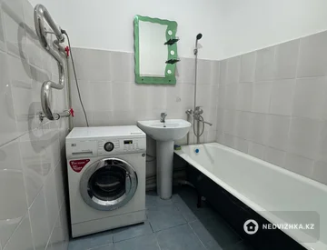3-комнатная квартира, этаж 4 из 5, 58 м², миниатюра 8