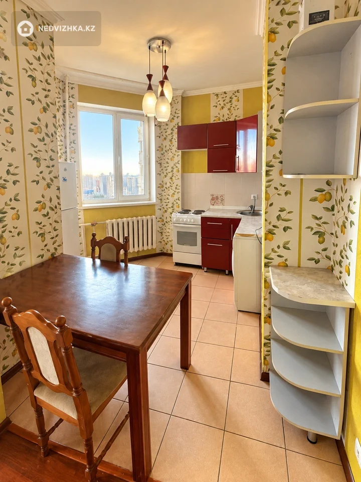 2-комнатная квартира, этаж 19 из 25, 54 м², фотография 2