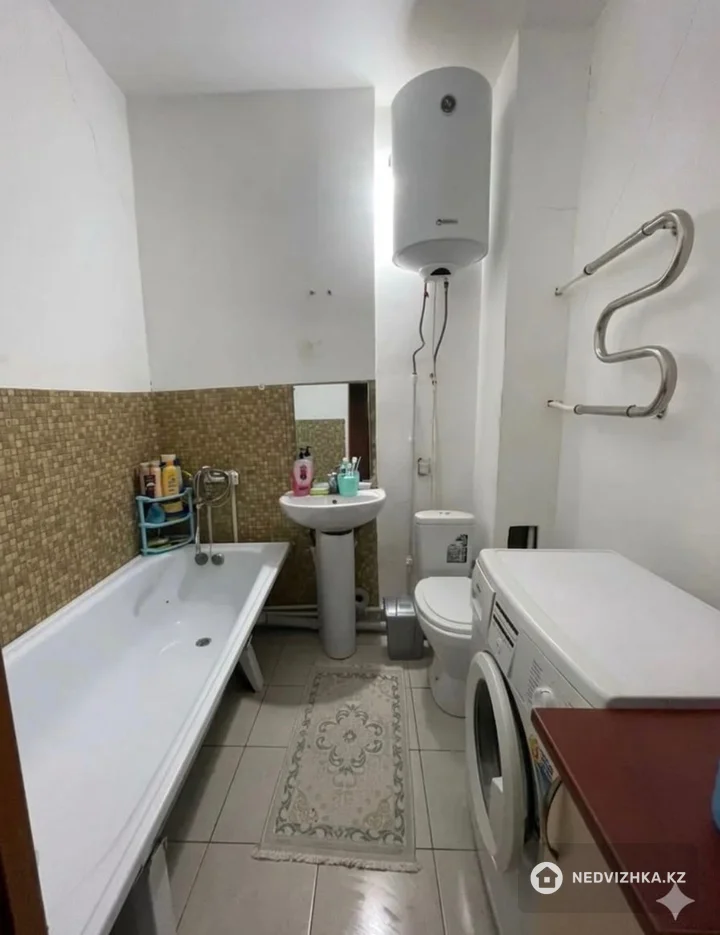 1-комнатная квартира, этаж 9 из 10, 37 м², фотография 5