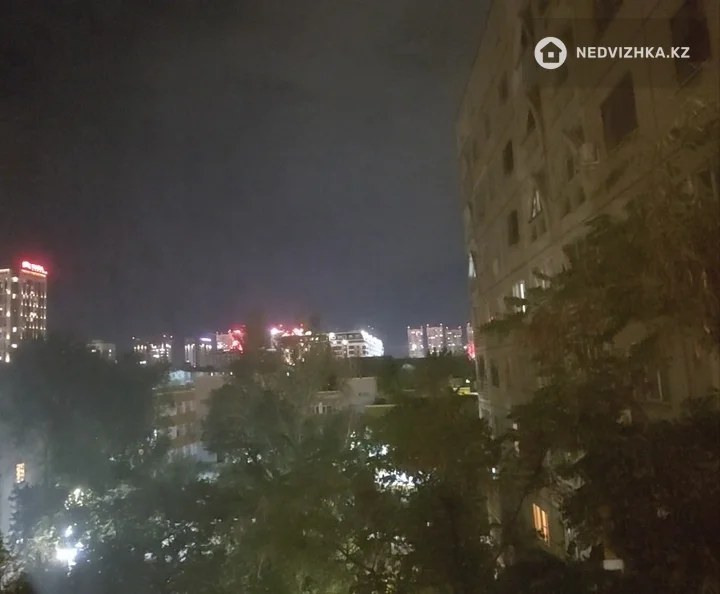 3-комнатная квартира, этаж 5 из 9, 75 м², фотография 4