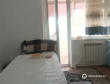 3-комнатная квартира, этаж 1 из 5, 84 м², миниатюра 1