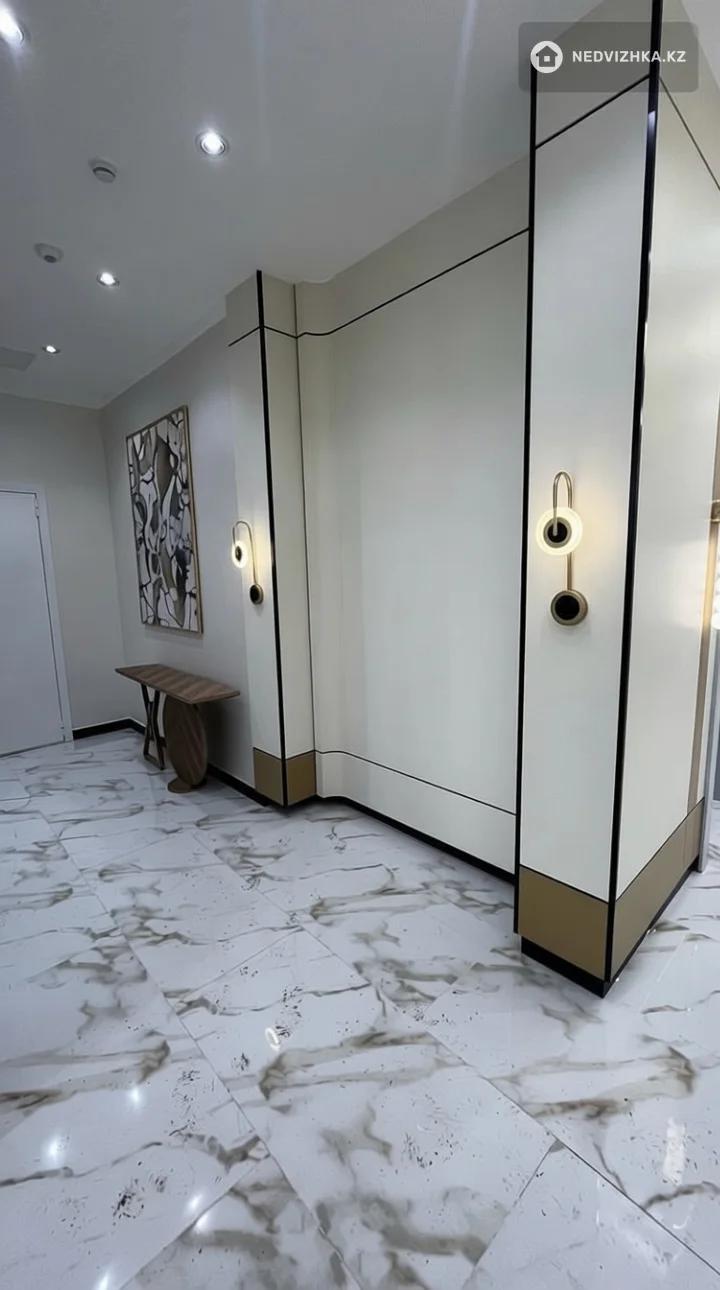 1-комнатная квартира, этаж 3 из 12, 38 м², фотография 3