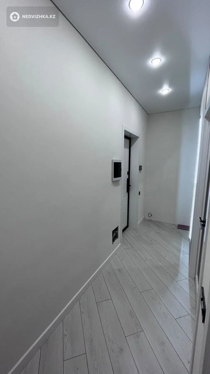 1-комнатная квартира, этаж 3 из 12, 38 м², фотография 5