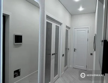 1-комнатная квартира, этаж 3 из 12, 38 м², миниатюра 6