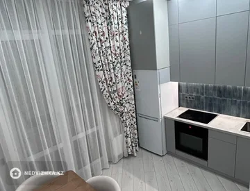 1-комнатная квартира, этаж 3 из 12, 38 м², миниатюра 8