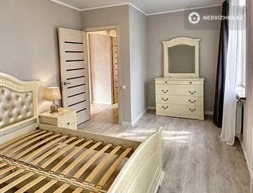 3-комнатная квартира, этаж 4 из 5, 56 м², миниатюра 5