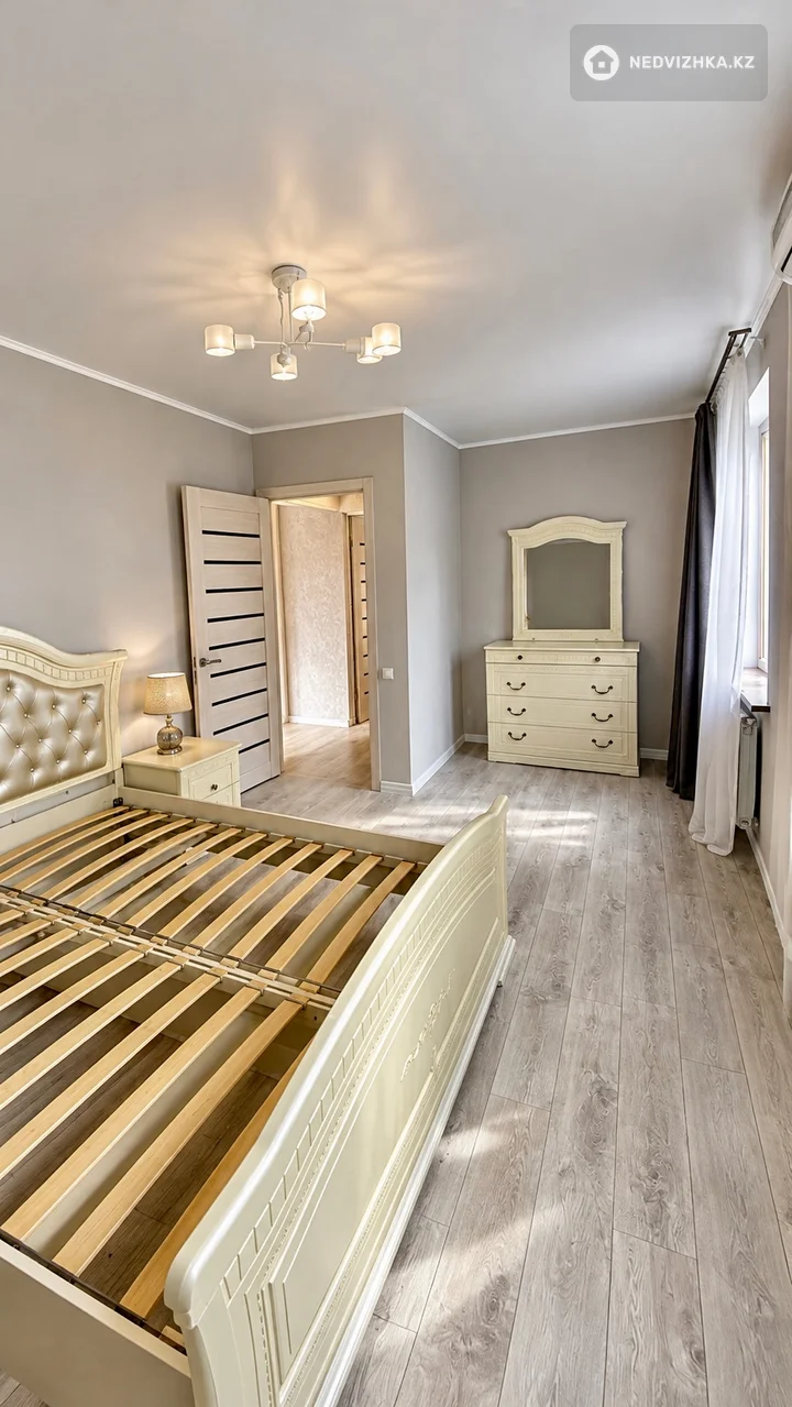 3-комнатная квартира, этаж 4 из 5, 56 м², фотография 5
