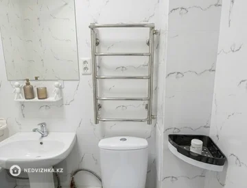 3-комнатная квартира, этаж 4 из 5, 56 м², миниатюра 10