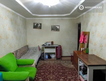 2-комнатная квартира, этаж 2 из 5, 45 м², миниатюра 3