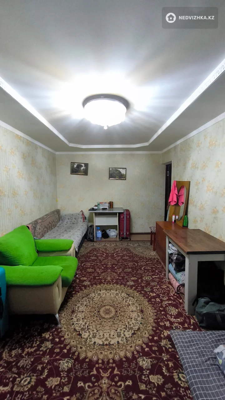 2-комнатная квартира, этаж 2 из 5, 45 м², фотография 3