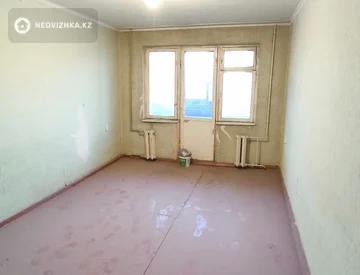 2-комнатная квартира, этаж 3 из 5, 45 м², миниатюра 1