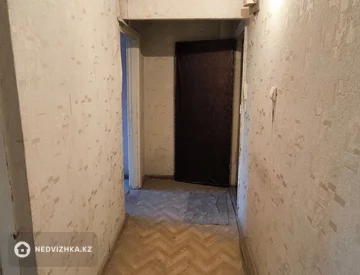 2-комнатная квартира, этаж 3 из 5, 45 м², миниатюра 4