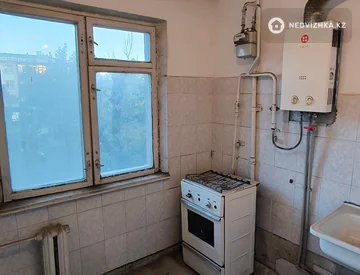 2-комнатная квартира, этаж 3 из 5, 45 м², миниатюра 9