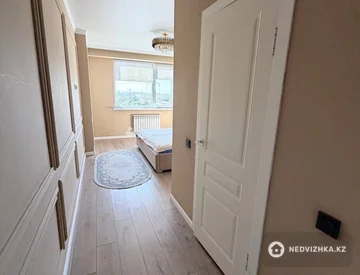2-комнатная квартира, этаж 10 из 10, 69 м², миниатюра 9