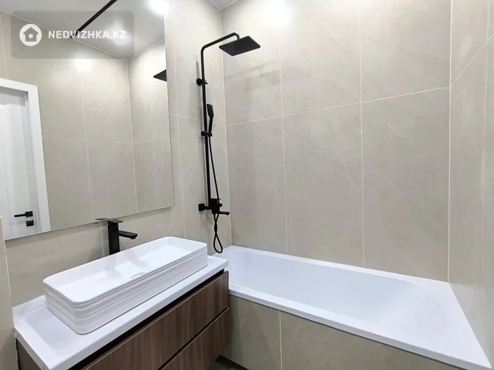 2-комнатная квартира, этаж 12 из 13, 53 м², На длительный срок, фотография 5