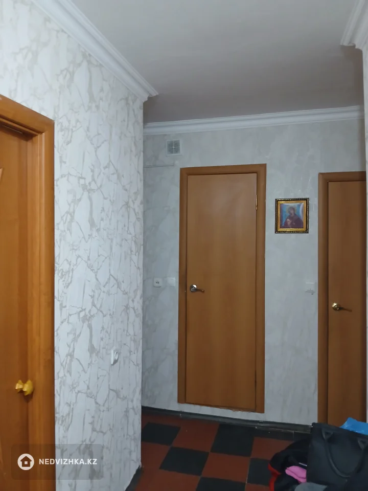 2-комнатная квартира, этаж 4 из 5, 51 м², фотография 5