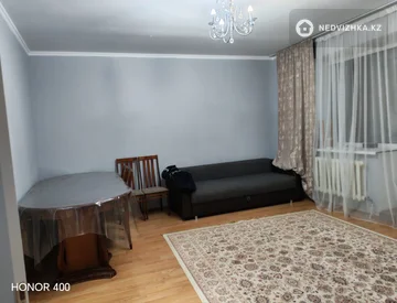 2-комнатная квартира, этаж 3 из 5, 63 м², миниатюра 3