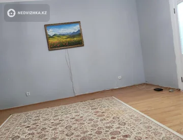 2-комнатная квартира, этаж 3 из 5, 63 м², миниатюра 4