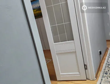 2-комнатная квартира, этаж 3 из 5, 63 м², миниатюра 5