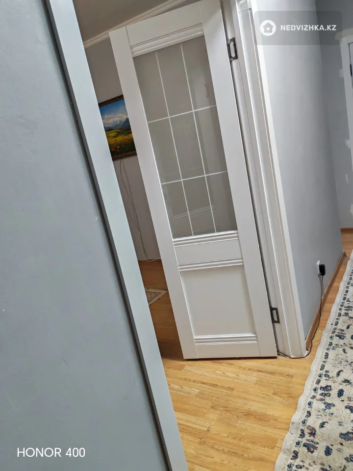 2-комнатная квартира, этаж 3 из 5, 63 м², фотография 5