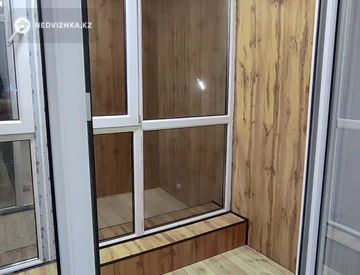 1-комнатная квартира, этаж 2 из 5, 44 м², На длительный срок, миниатюра 10