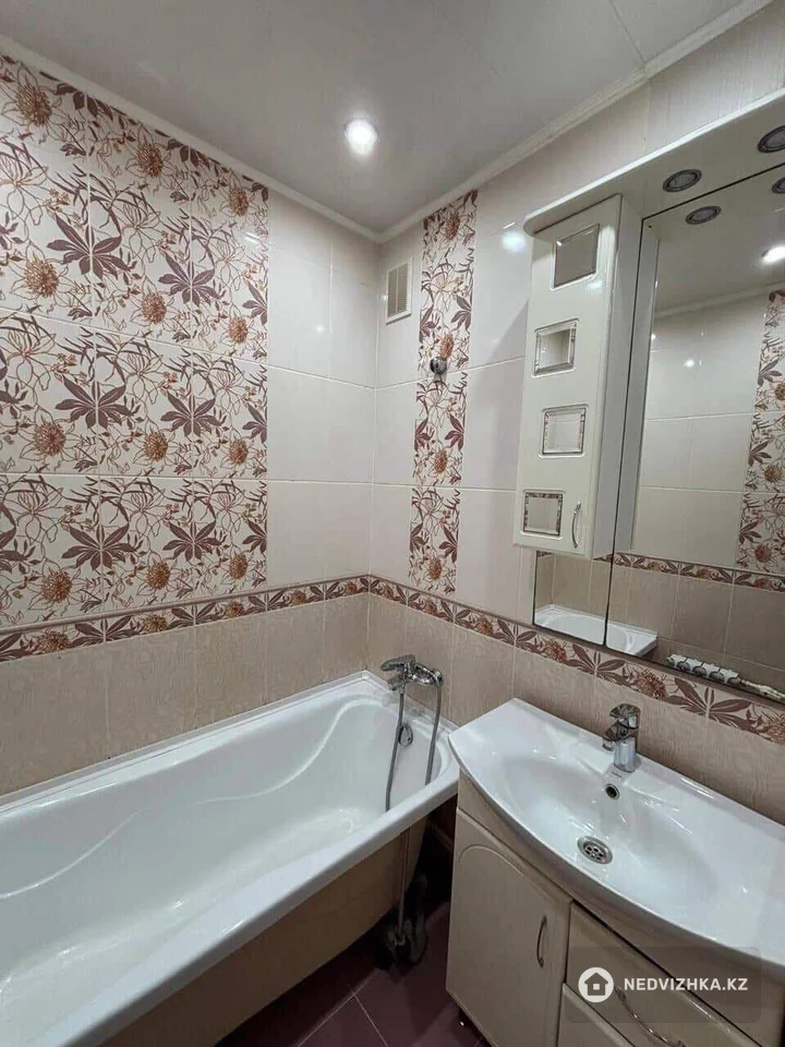 3-комнатная квартира, этаж 1 из 5, 63 м²