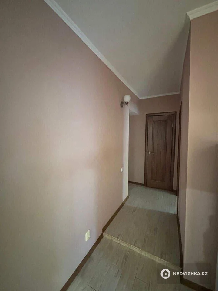 3-комнатная квартира, этаж 1 из 5, 63 м², фотография 5