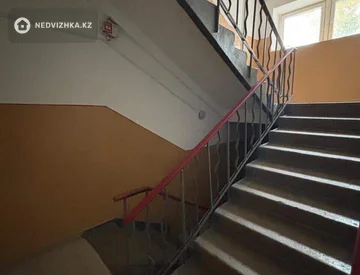 3-комнатная квартира, этаж 1 из 5, 63 м², миниатюра 12