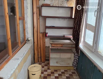 2-комнатная квартира, этаж 3 из 4, 43 м², миниатюра 5