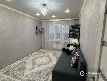 2-комнатная квартира, этаж 9 из 9, 59 м², миниатюра 4