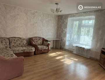 2-комнатная квартира, этаж 3 из 5, 53 м², Посуточно, миниатюра 6