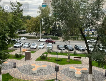 2-комнатная квартира, этаж 3 из 5, 53 м², Посуточно, миниатюра 8