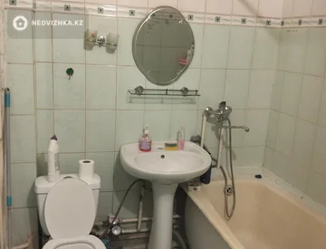 1-комнатная квартира, этаж 6 из 9, 40 м², Посуточно, миниатюра 3