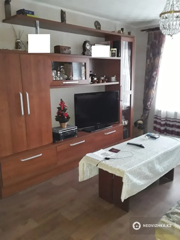 3-комнатная квартира, этаж 5 из 10, 65 м²