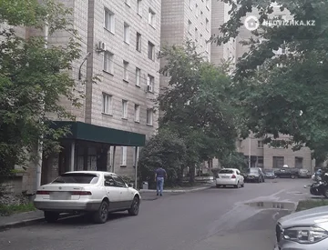 3-комнатная квартира, этаж 5 из 10, 65 м², миниатюра 4