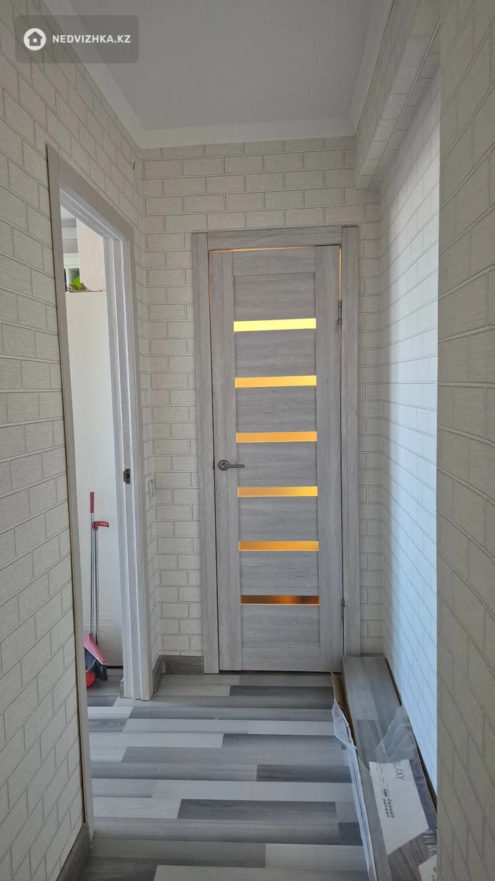 3-комнатная квартира, этаж 8 из 9, 82 м², фотография 4