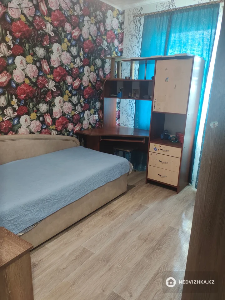 4-комнатная квартира, этаж 9 из 9, 82 м², фотография 4