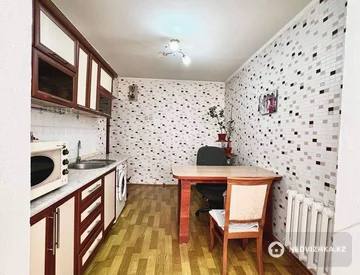 2-комнатная квартира, этаж 5 из 5, 50 м², миниатюра 7