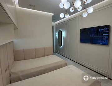 3-комнатная квартира, этаж 4 из 9, 104 м², миниатюра 12