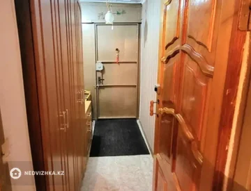 3-комнатная квартира, этаж 3 из 5, 60 м², миниатюра 7