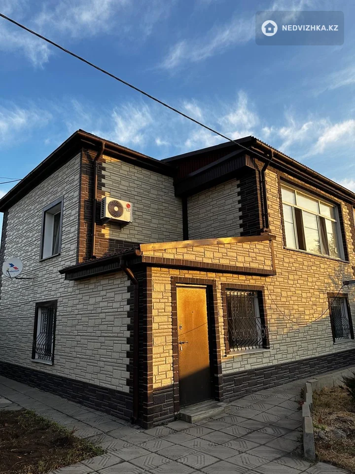 5-комнатная часть дома, 0.1 соток, 118 м²
