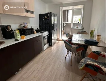 2-комнатная квартира, этаж 4 из 9, 58 м², миниатюра 4