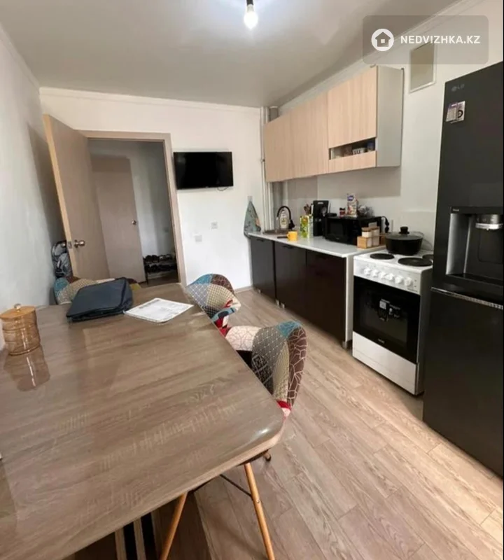 2-комнатная квартира, этаж 4 из 9, 58 м², фотография 5